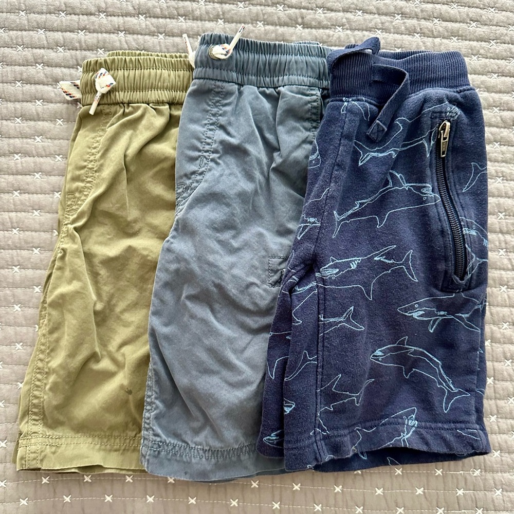 Boys size 6 Hanna Andersson lot. All in good or excellent condition.